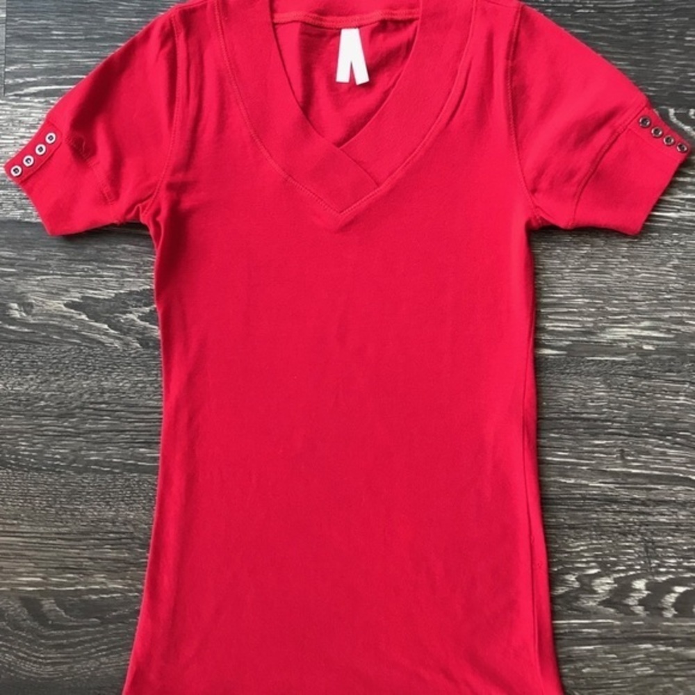 Red Button Sleeve Top- Small - Picture 2 of 4